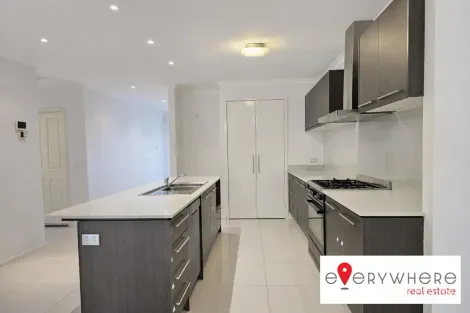 Property photo of 3 Periwinkle Way Point Cook VIC 3030