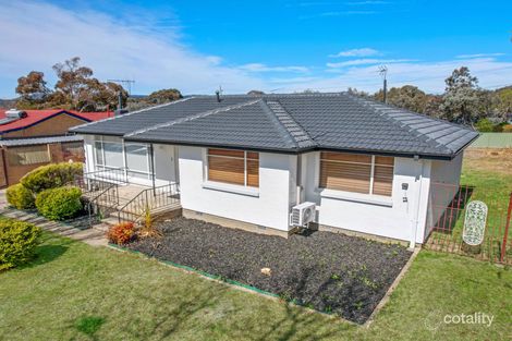 5 Dennes Pl, Lyons, ACT 2606