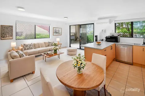 1/3 Tate St, Southport, QLD 4215