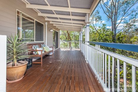 Property photo of 33 Woodburn Place Ferny Hills QLD 4055