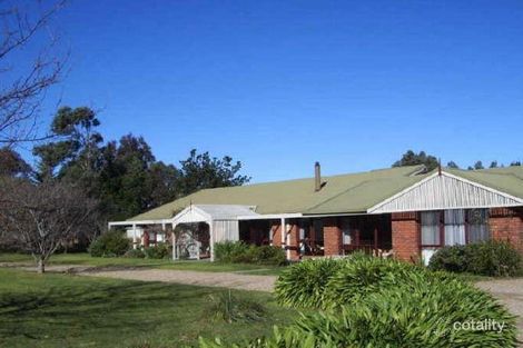 90 Jones Rd, Eagle Point, VIC 3878