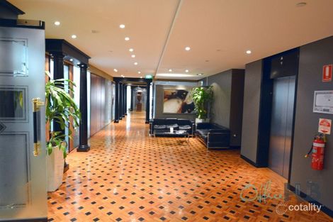 2/11 Queens Rd, Melbourne, VIC 3004