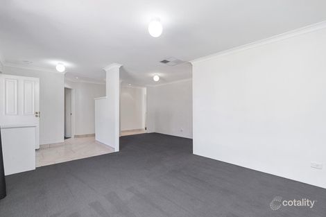 Property photo of 2 Derwent Crescent Success WA 6164