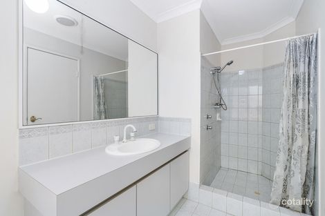 Property photo of 2 Derwent Crescent Success WA 6164