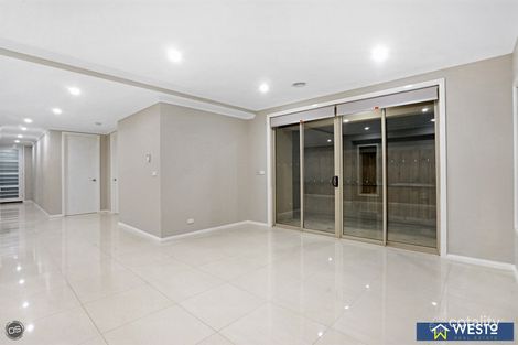 Property photo of 32 Modern Crescent Tarneit VIC 3029