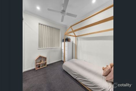Property photo of 32 McVeigh Street Pimpama QLD 4209