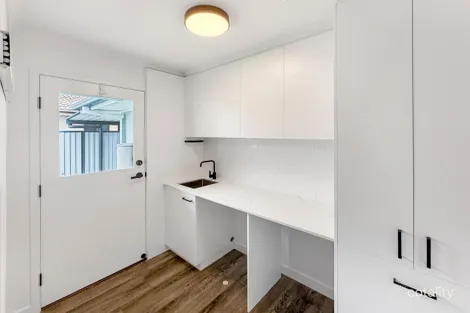 Property photo of 47 Heeb Street Bundall QLD 4217