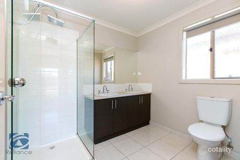 Property photo of 27 Tetrabine Way Lyndhurst VIC 3975