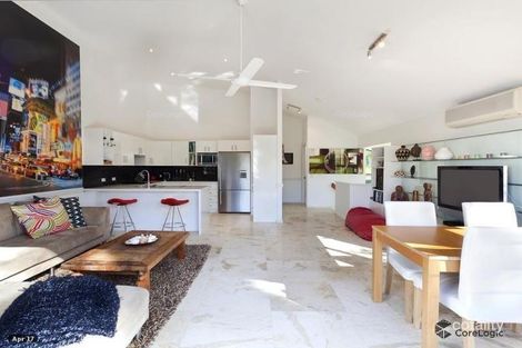 Property photo of 2/145 Gympie Terrace Noosaville QLD 4566