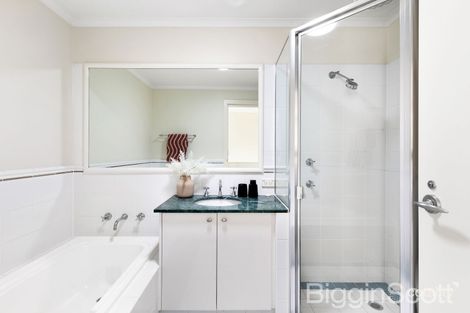 Property photo of 61 Beacon Vista Port Melbourne VIC 3207