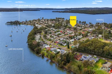 Property photo of 1 Greenway Avenue Mannering Park NSW 2259