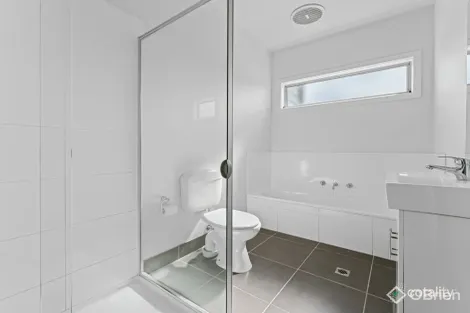 Property photo of 1/148A Austin Road Seaford VIC 3198