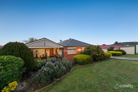 Property photo of 10 Lalor Crescent Sunbury VIC 3429