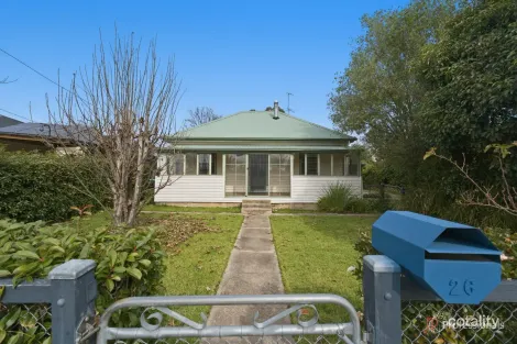 26 Grafton Rd, Armidale, NSW 2350
