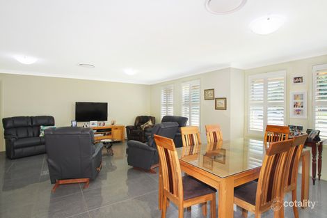 Property photo of 27 The Heights Hillvue NSW 2340