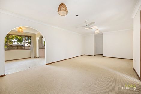 Property photo of 96 Limpus Street Urangan QLD 4655