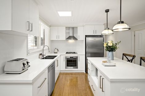 Property photo of 30 McIntyre Drive Altona VIC 3018