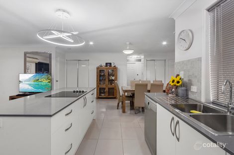 Property photo of 7 Cherrytree Place Waterford West QLD 4133
