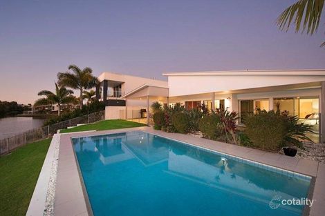 Property photo of 10 Flitcroft Place Pelican Waters QLD 4551