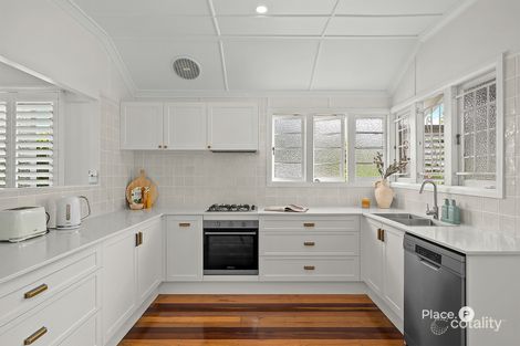 Property photo of 1 Gibson Crescent Holland Park QLD 4121