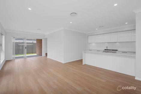 Property photo of 30 Versace Crescent Melonba NSW 2765