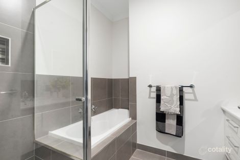 Property photo of 12/31 Mount Arthur Avenue Rosebud VIC 3939
