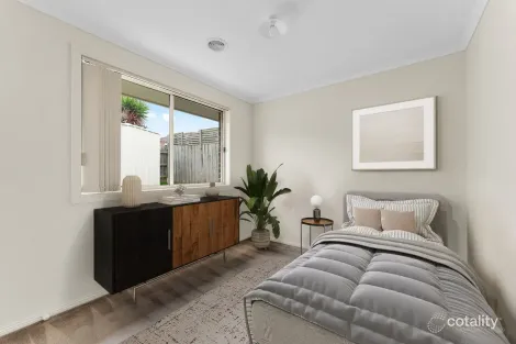 Property photo of 19 Riviera Drive Pakenham VIC 3810