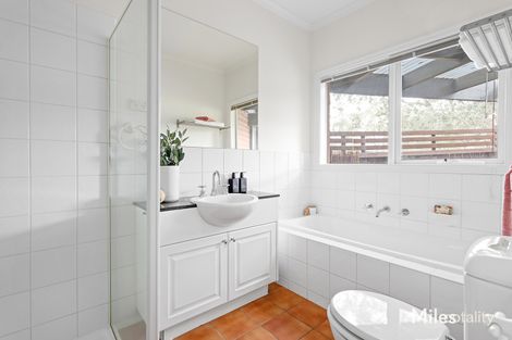 Property photo of 34 Beatty Street Ivanhoe VIC 3079