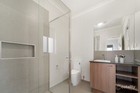 Property photo of 16 Blairmont Crescent Tarneit VIC 3029