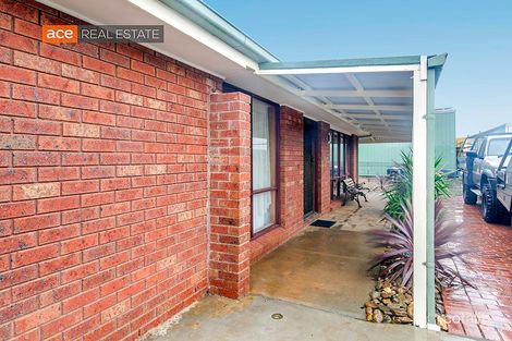 Property photo of 29 Stewart Crescent Rockbank VIC 3335