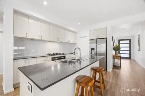 Property photo of 10 Sachi Street Nirimba QLD 4551