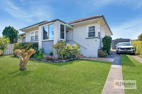 42 Hinder St, East Maitland, NSW 2323