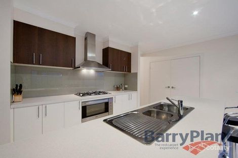 Property photo of 22 Whitecaps Avenue Point Cook VIC 3030
