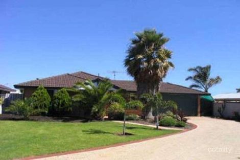 2 Caryota Ct, Warnbro, WA 6169