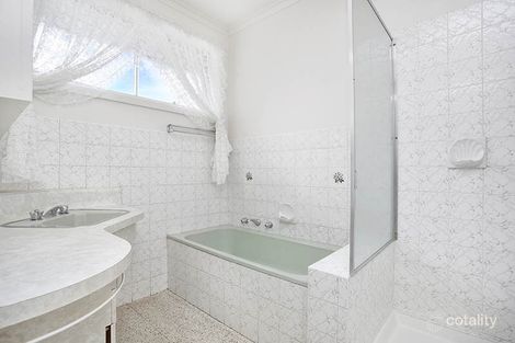 Property photo of 14 Oakern Street Mount Waverley VIC 3149