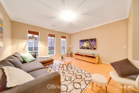 Property photo of 1 Condor Close Berwick VIC 3806