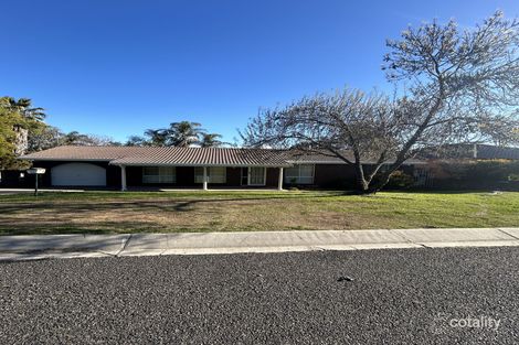 15 Brolga Cres, Oxley Vale, NSW 2340