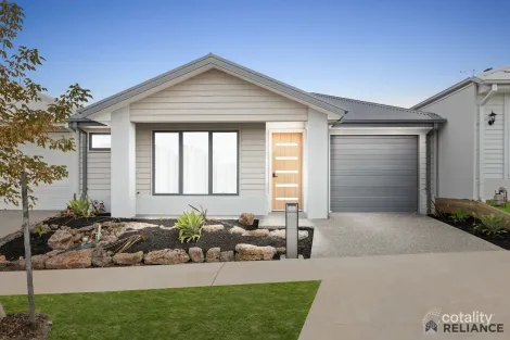 33 Mullins Way, Sunbury, VIC 3429