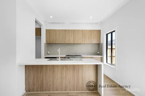 Property photo of 1 Micropora Drive Wyndham Vale VIC 3024
