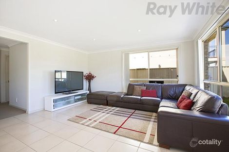 Property photo of 6 Bellerive Close West Hoxton NSW 2171