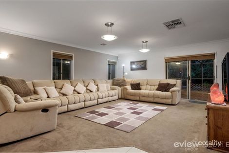 Property photo of 7 Minton Walk Narre Warren South VIC 3805
