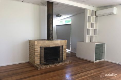 Property photo of 4 Cairns Avenue Rosebud VIC 3939