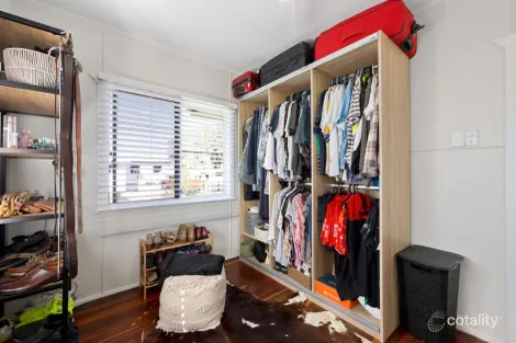 Property photo of 28 Edward Street South Mackay QLD 4740