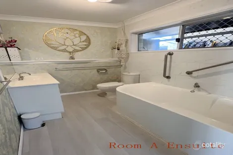 Property photo of 1 Sturt Street Molendinar QLD 4214