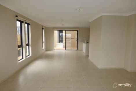 Property photo of 48 Napoli Circuit Greenvale VIC 3059