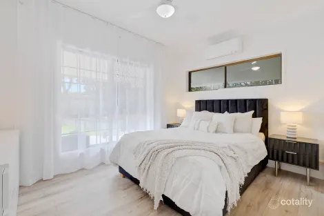 Property photo of 5 Preston Close Albany Creek QLD 4035