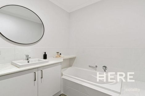 Property photo of 4E Berkeley Court Nollamara WA 6061