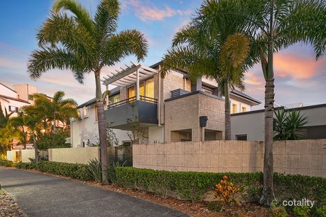 Property photo of 3040 Everglade Avenue Carrara QLD 4211