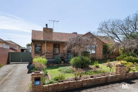 28 Caroline St, Aberfeldie, VIC 3040