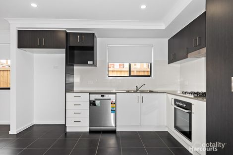Property photo of 40 Gaston Loop Officer VIC 3809
